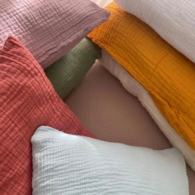 Gros plan de la gaze de coton, dont une taie en Dragée
