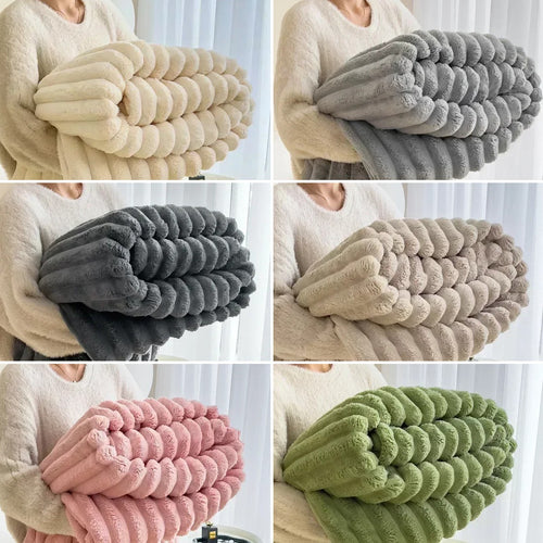 Le Plaid Oniria dans ses 6 couleurs : Crème, Perle, Ardoise, Taupe, Dragée et Mousse